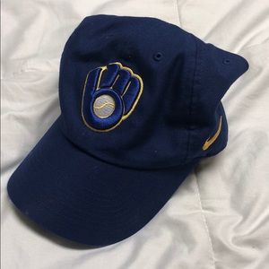 Nike dry fit Milwaukee Brewers baseball hat ⚾️